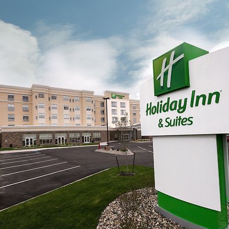 Holiday Inn Hotel & Suites - Mount Pleasant By Ihg Екстер'єр фото