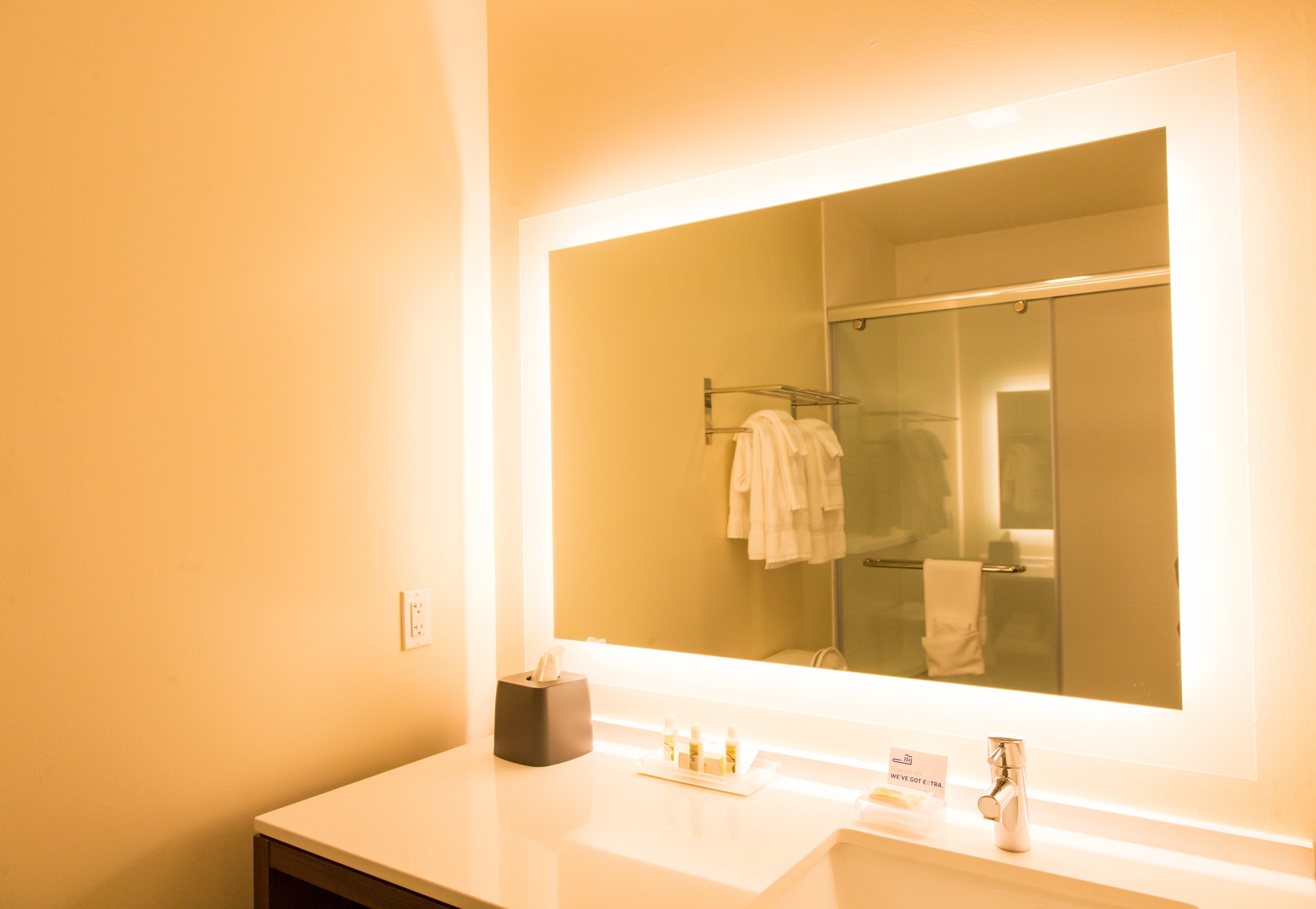 Holiday Inn Hotel & Suites - Mount Pleasant By Ihg Екстер'єр фото