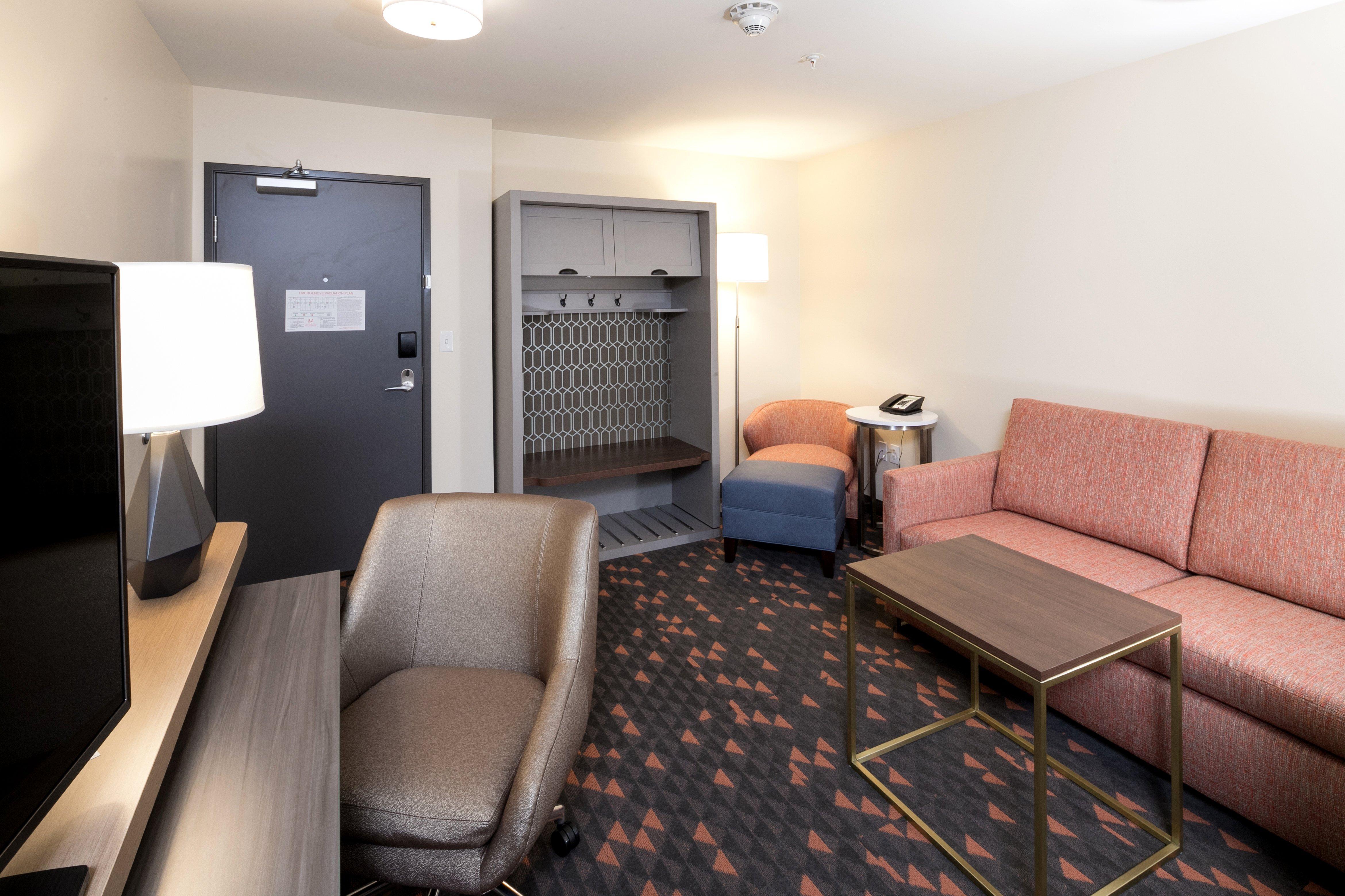 Holiday Inn Hotel & Suites - Mount Pleasant By Ihg Екстер'єр фото