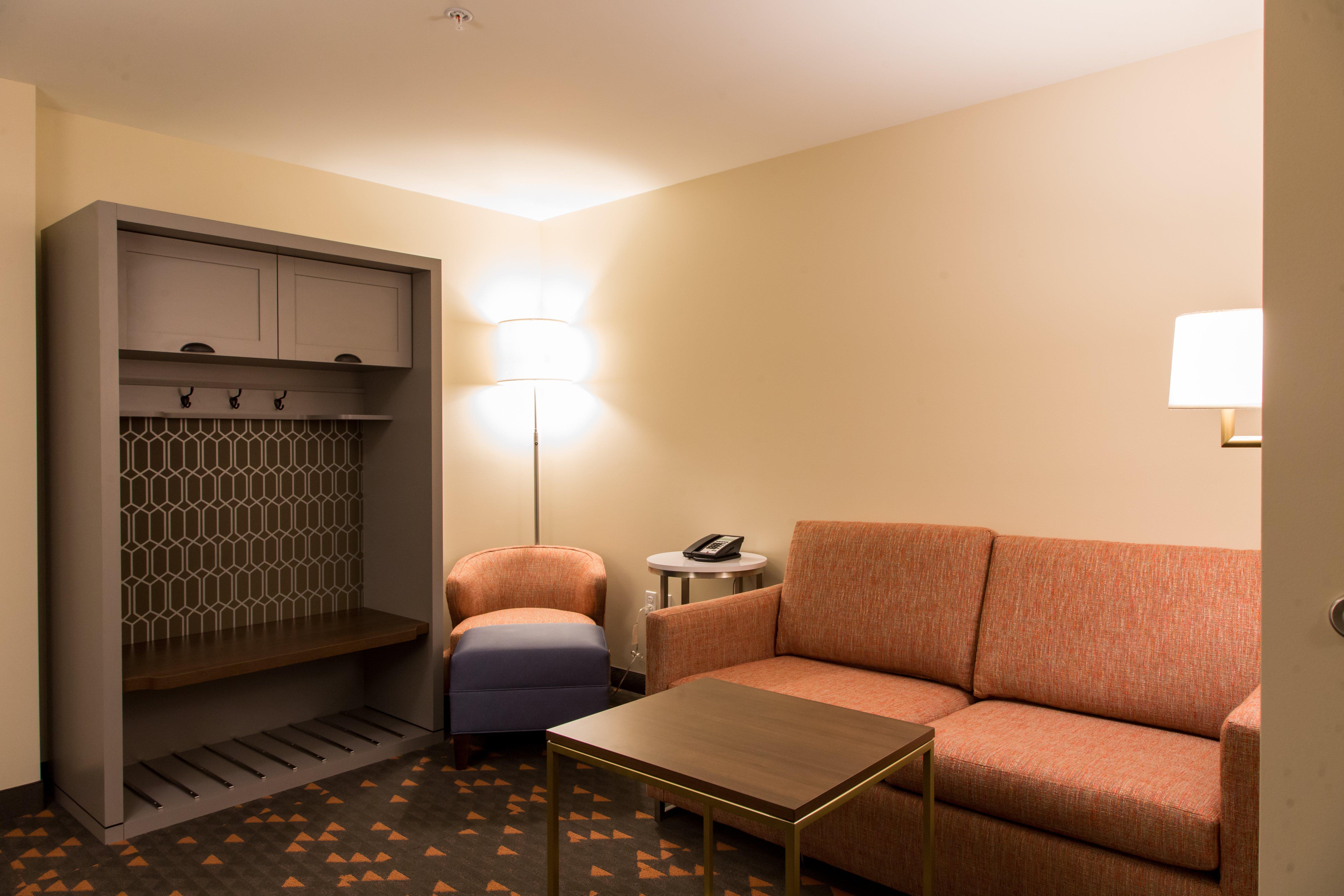 Holiday Inn Hotel & Suites - Mount Pleasant By Ihg Екстер'єр фото