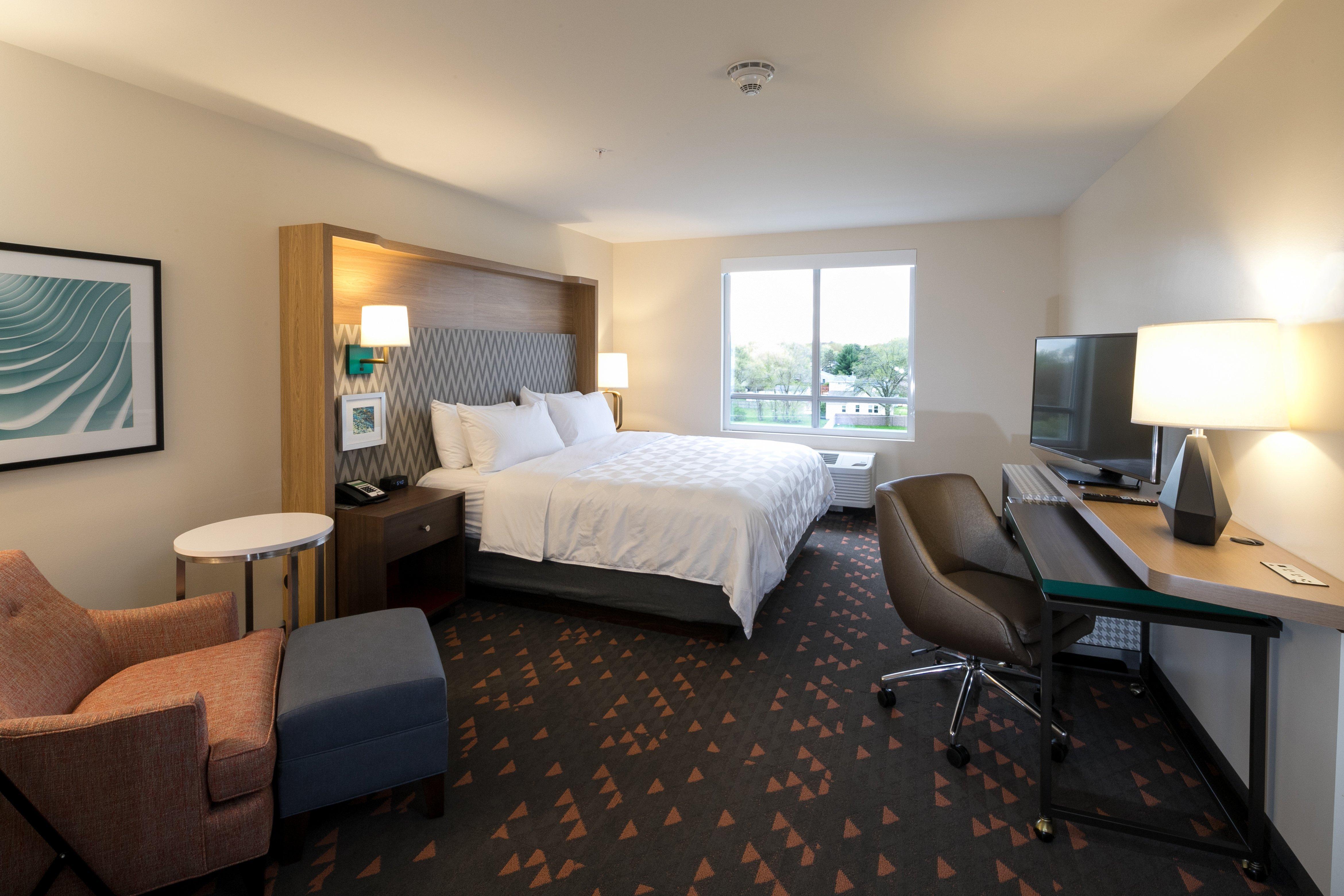 Holiday Inn Hotel & Suites - Mount Pleasant By Ihg Екстер'єр фото