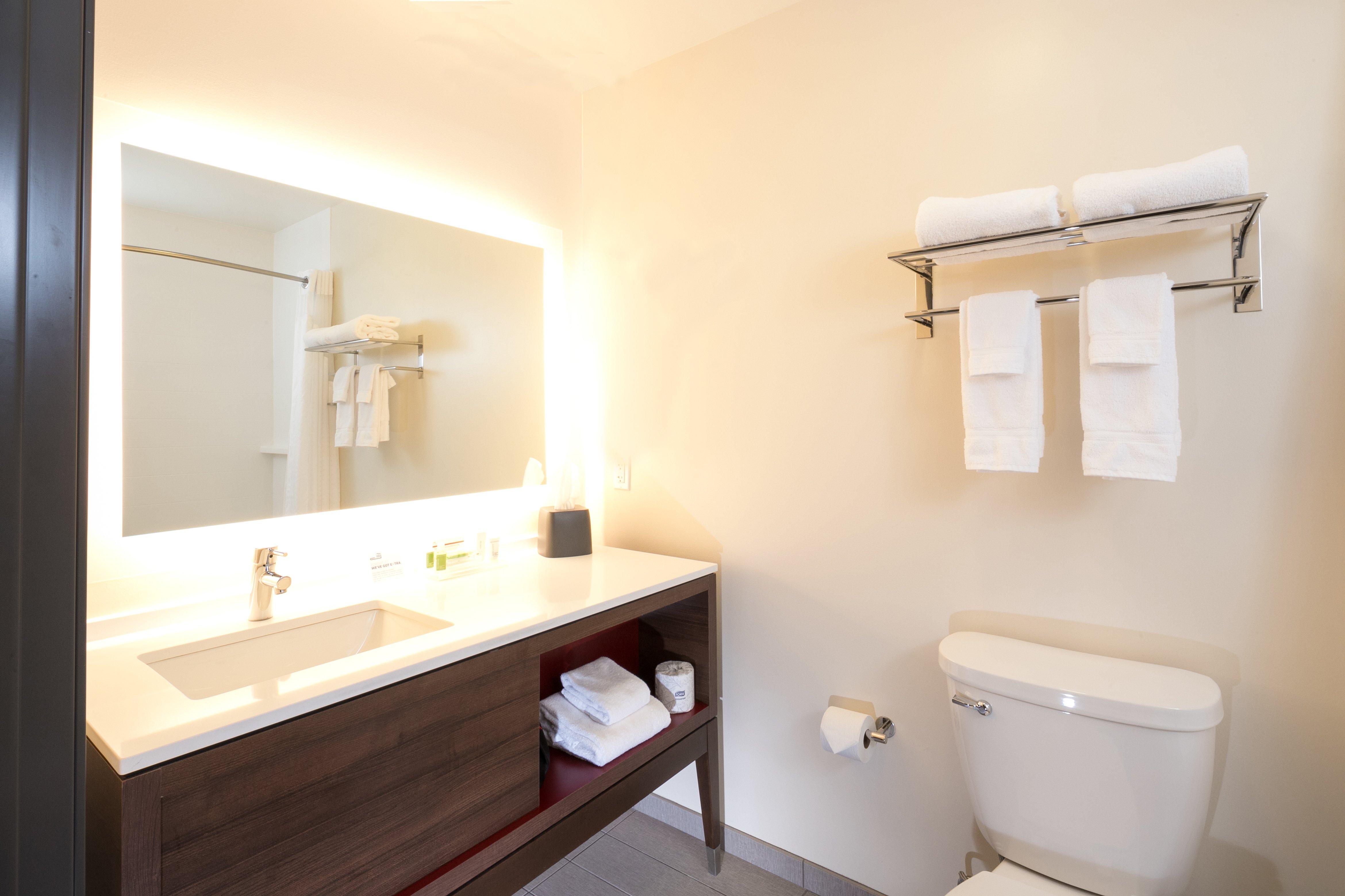 Holiday Inn Hotel & Suites - Mount Pleasant By Ihg Екстер'єр фото