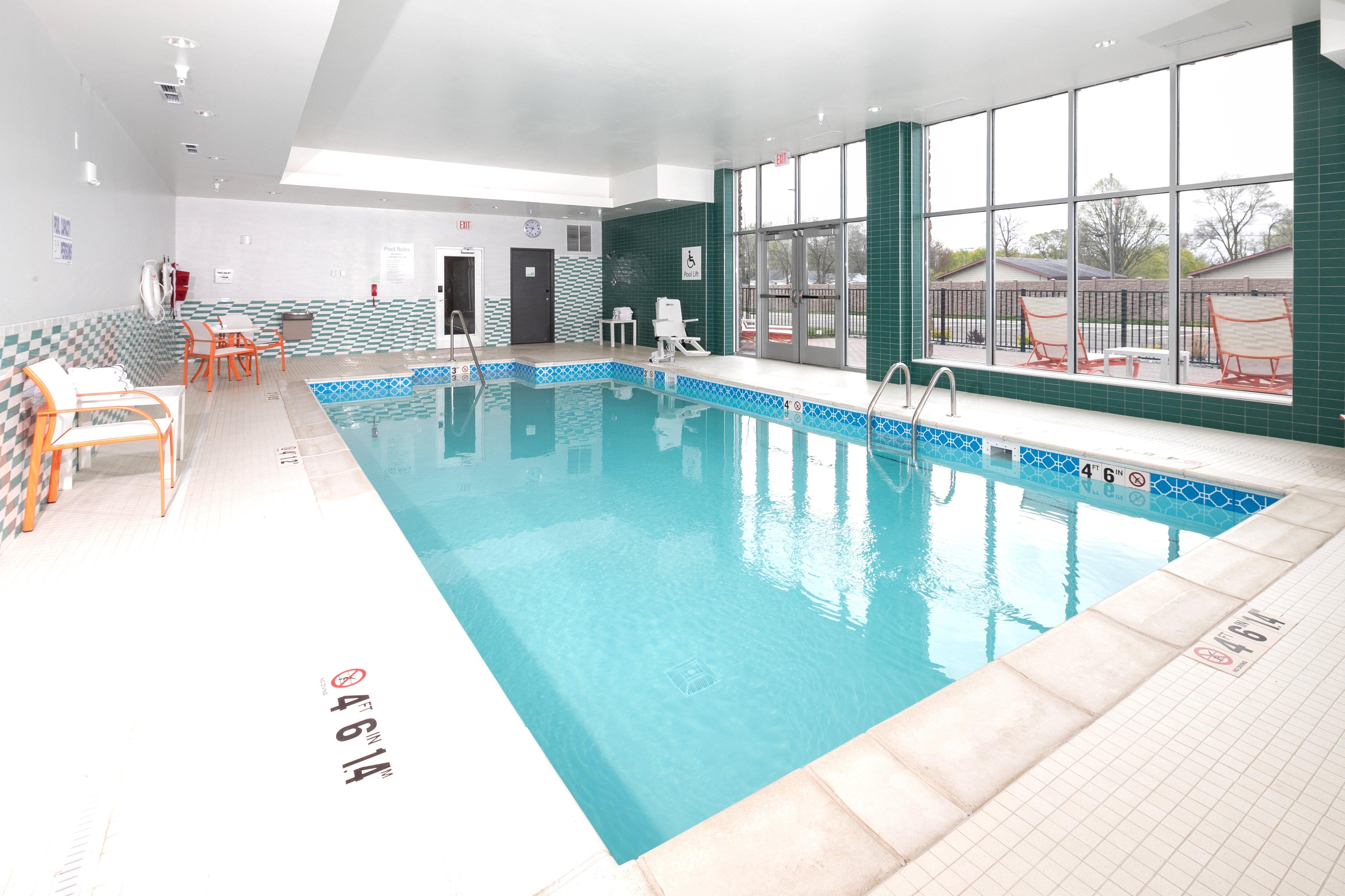 Holiday Inn Hotel & Suites - Mount Pleasant By Ihg Екстер'єр фото