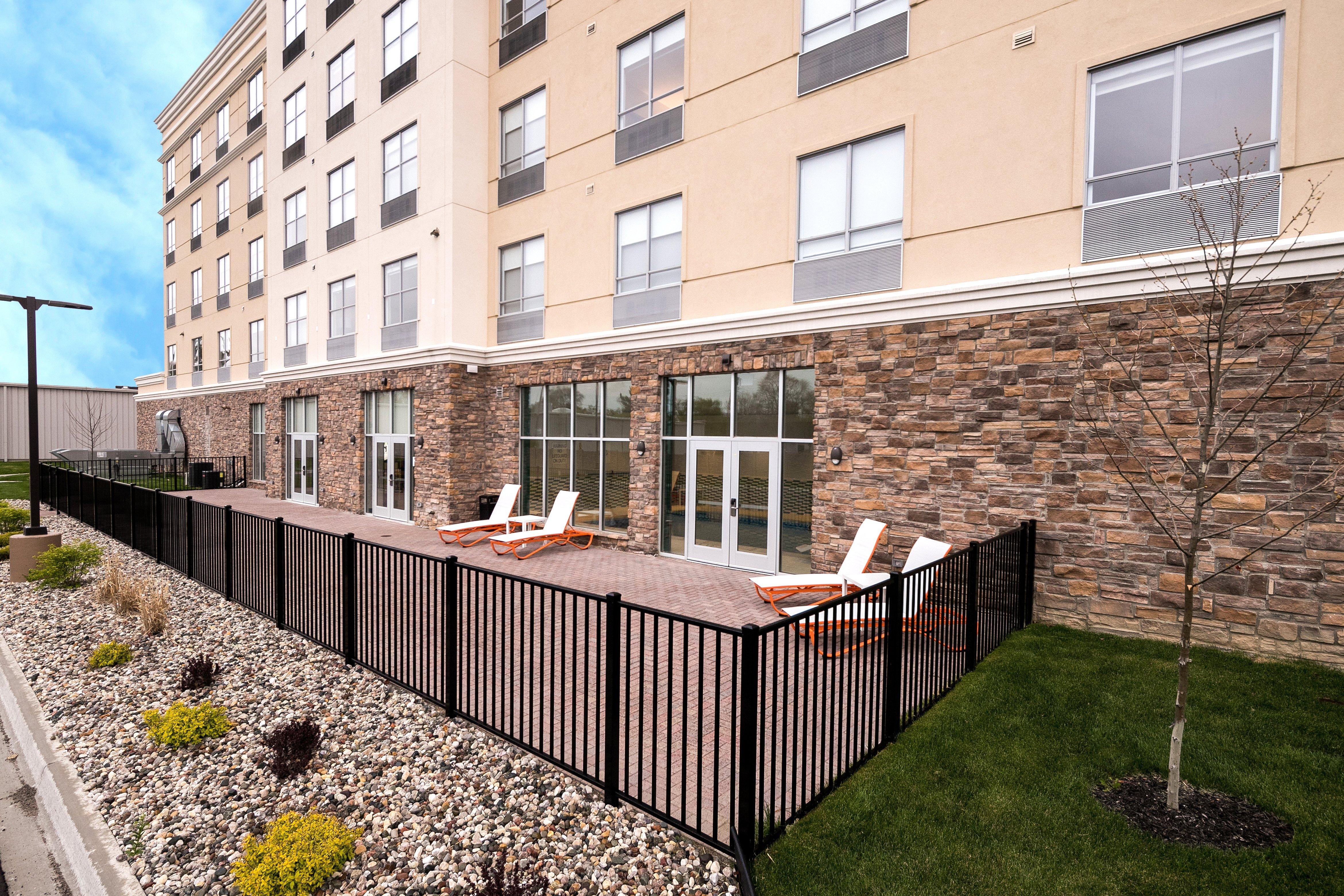 Holiday Inn Hotel & Suites - Mount Pleasant By Ihg Екстер'єр фото